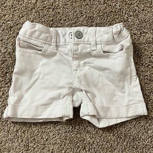 Gap white denim stretch midi shorts size 5